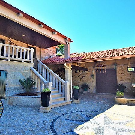 Galihost - A Casa Das Barreiras Meis Kültér fotó